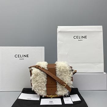 Celine Lamb Hair Saddle Bag – 60065 – 27x8x22 cm