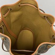 Celine Presbyopic Bucket Backpack – 60014 – 24x40x17 cm - 6
