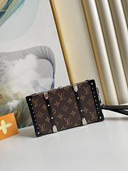 Louis Vuitton Wallet Trunk Brown Flower Clutch - M20249 – 25×14×6 cm - 1