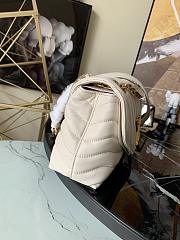 Louis Vuitton Wave V-shaped Quilted Chain Bag White - M58552 – 24x14x9cm - 5