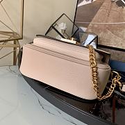 Louis Vuitton Lockme Tender Grain Calfskin Beige - M58557 – 19 x 13 x 8 cm - 6