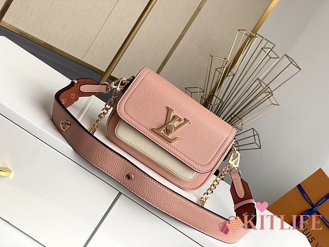 Louis Vuitton Lockme Tender Grain Calfskin Pink – M58555 – 19 x 13 x 8 cm - 1