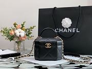 Chanel Handcraft Box Bag Black – 99077 – 15x10x11 cm - 6