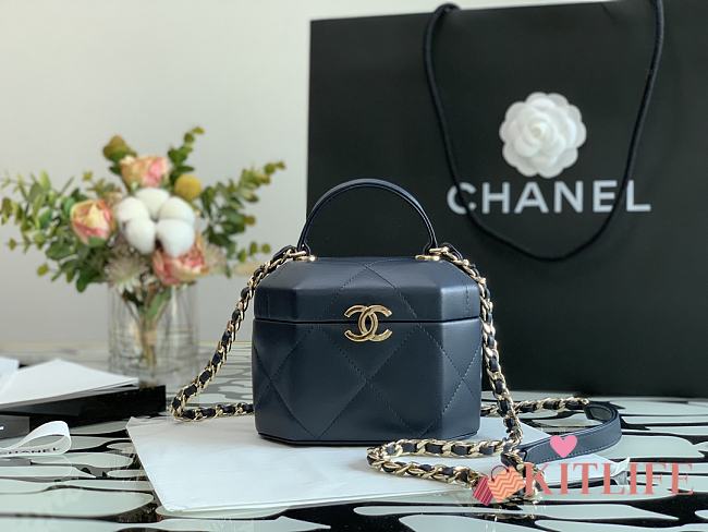 Chanel Handcraft Box Bag Navy Blue – 99077 – 15x10x11 cm - 1