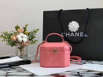 Chanel Handcraft Box Bag Pink – 99077 – 15x10x11 cm