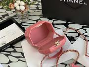 Chanel Handcraft Box Bag Pink – 99077 – 15x10x11 cm - 2