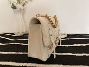 Chanel Flap Bag Cowhide Gold Hardware White – 28700 – 17x25x8 cm - 4