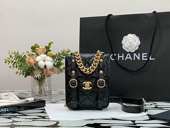 Chanel Vertical Flap Bag Cowhide Gold Hardware Black – 28700 – 17x14x7 cm