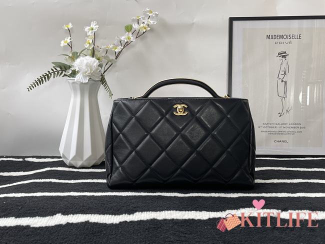 Chanel Hanger Bag Classic Black – 30x12x28 cm - 1