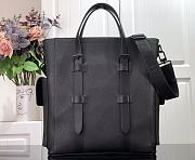 Louis Vuitton Flight Briefcase Lychee Pattern Leather Black – M58493 – 38 x 13 x 38 cm - 1