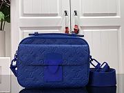 Louis Vuitton S LOCK Messenger Bag Embossed Taurillon Leather Blue – M58489 – 22 x 18 x 8 cm  - 1