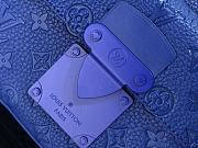 Louis Vuitton S LOCK Messenger Bag Embossed Taurillon Leather Blue – M58489 – 22 x 18 x 8 cm  - 6