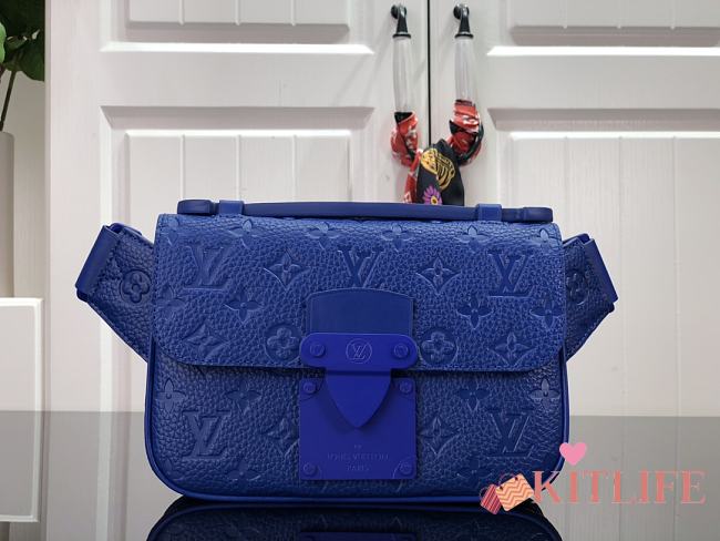 Louis Vuitton S LOCK SLING Handbag Blue  – M58487 – 21 x 15 x 4 cm  - 1