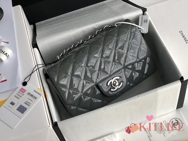 Chanel Quilted Patent Leather Classic New Mini Flap Bag Light Grey With Silver Hardware – 1116 – 20 cm - 1