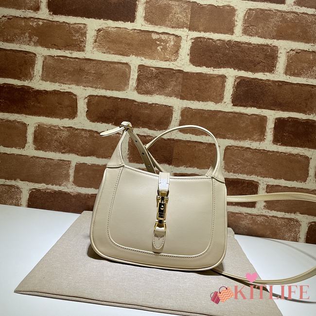 Gucci Jackie 1961 Small Hobo Bag Beige   - 637091  –19x13x3 cm - 1