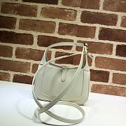 Gucci Jackie 1961 Small Hobo Bag White  - 637091  –19x13x3 cm - 6