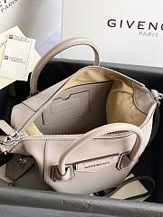 Givenchy Antigona Soft Bag In Leather Grey – 30x8x25 cm - 2