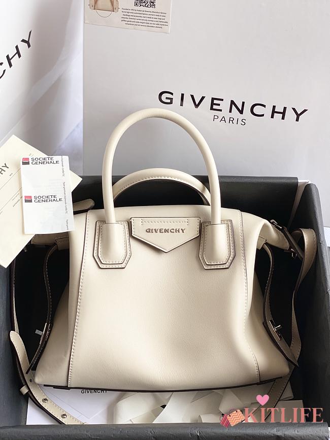 Givenchy Antigona Soft Bag In Leather White – 30x8x25 cm - 1