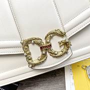 Dolce & Gabbana Amore In Calfskin Bag White – 27x8x18 cm - 5