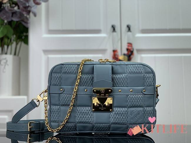 Louis Vuitton Troca Damier Quilted Sheepskin S-Lock Locks Handbag Blue  – M59116 – 22 x 15 x 6 cm - 1