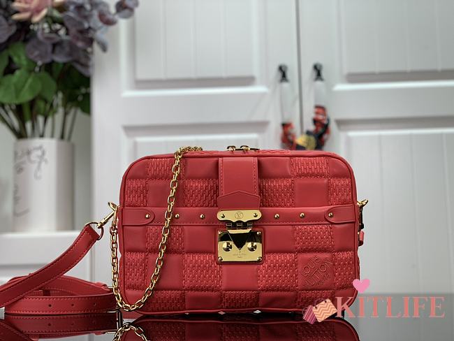 Louis Vuitton Troca Damier Quilted Sheepskin S-Lock Locks Handbag Red  – M59116 – 22 x 15 x 6 cm - 1