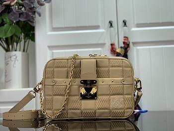 Louis Vuitton Troca Damier Quilted Sheepskin S-Lock Locks Handbag Beige  – M59116 – 22 x 15 x 6 cm