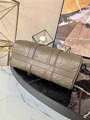 Louis Vuitton Speedy KEEPALL XS Monogram Seal Cowhide Green – M57960  – 21 x 12 x 9 cm - 2