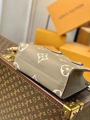 Louis Vuitton Onthego Bicolour Empreinte Monogram Tourtellere/Creme Tote Bag – M45659 – 25x19x11.5cm - 6