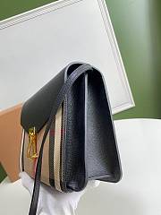 Burberry Vintage Leather Crossbody Bag – 8131 – 24x7x18 cm - 4