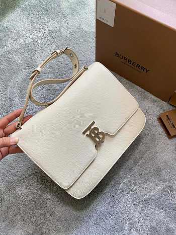 Burberry TB Leather Bag White – 1791 – 28 x 11 x 26 cm