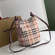 Burberry Vintage Bucket Bag Purple – 18.5 x 15 x 23.5 cm - 4