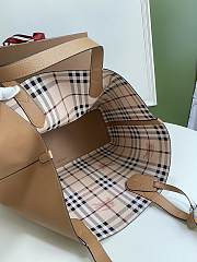 Burberry Vintage Double-Sided Shopping Bag Brown – 35 x 30 x 12 cm - 2