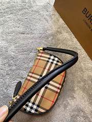 Burberry Olympia Vintage Shoulder Bag – 21 x 4 x 12.2 cm - 2