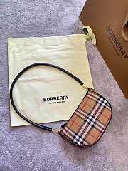 Burberry Olympia Vintage Shoulder Bag – 21 x 4 x 12.2 cm - 3