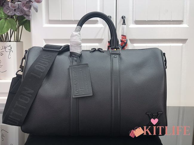 Louis Vuitton Keepall Aerogram BANDOULIÈRE 40 Black - M57088 – 42.0 x 26.0 x 20.0 cm - 1