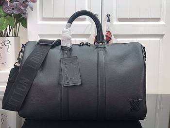 Louis Vuitton Keepall Aerogram BANDOULIÈRE 40 Black - M57088 – 42.0 x 26.0 x 20.0 cm