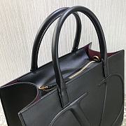 Valentino Garavani VLOGO Walk Calfskin Tote Bag Black – 2200L – 31x27x16cm - 5