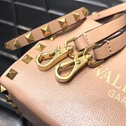 Valentino Garavani Rockstud Alcove Grained Calfskin Rose Cannelle Box Bag – 0052# – 19x12x8cm - 3