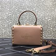 Valentino Garavani Rockstud Alcove Grained Calfskin Rose Cannelle Box Bag – 0052# – 19x12x8cm - 5