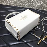 Valentino Garavani Rockstud Alcove Grained Calfskin White Box Bag – 0052# – 19x12x8cm - 4