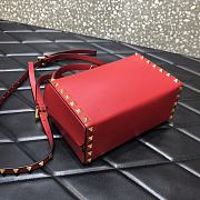 Valentino Garavani Rockstud Alcove Grained Calfskin Red Box Bag – 0052# – 19x12x8cm - 3