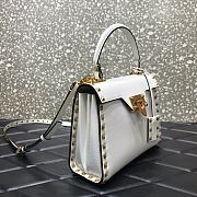 Valentino Garavani Rockstud Alcove Small Grained Calfskin Handbag Embellished Leather Pendant White – 0046# – 22x17x9cm - 2