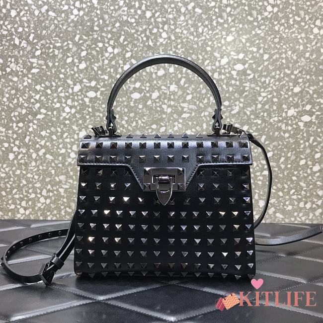 Valentino Garavani Rockstud Alcove All-Over Silver Gun Rivet Grained Calfskin Handbag – 0048B# – 22x17x9cm - 1