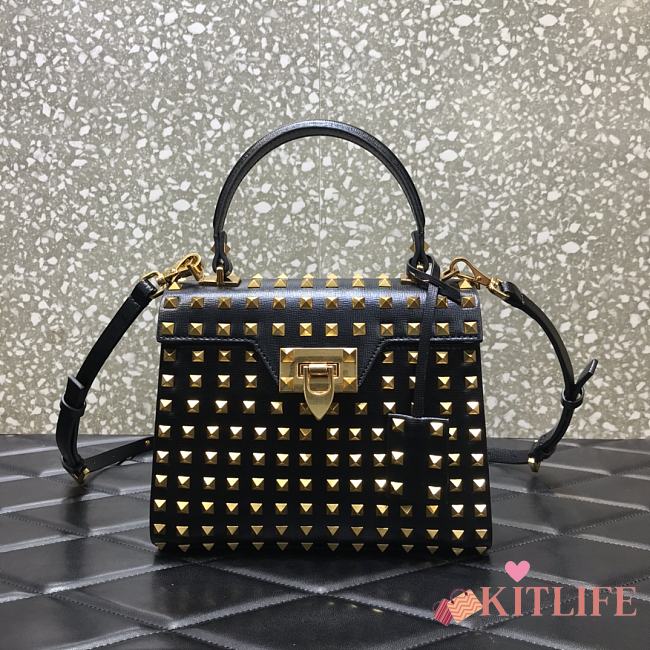 Valentino Garavani Rockstud Alcove All-Over Gold Gun Rivet Grained Calfskin Handbag – 0048B# – 22x17x9cm - 1