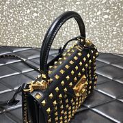 Valentino Garavani Rockstud Alcove All-Over Gold Gun Rivet Grained Calfskin Handbag – 0048B# – 22x17x9cm - 5