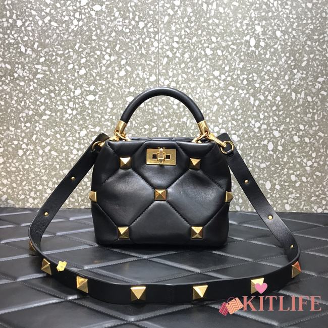 Valentino Roman Stud The Handle Bag 520 In Nappa Gold – 1199# – 20×9×15 cm - 1
