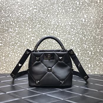 Valentino Roman Stud The Handle Bag 520 In Nappa Black Silver – 1199# – 20×9×15 cm