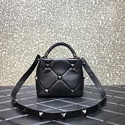 Valentino Roman Stud The Handle Bag 520 In Nappa Black Silver – 1199# – 20×9×15 cm - 3