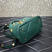Valentino Roman Stud The Handle Bag 520 In Nappa Green – 1199# – 20×9×15 cm - 2
