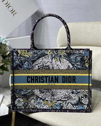 Dior Book Tote Bag Blue Dior Constellation Embroidery – M1286 – 36.5 x28x17.5 cm